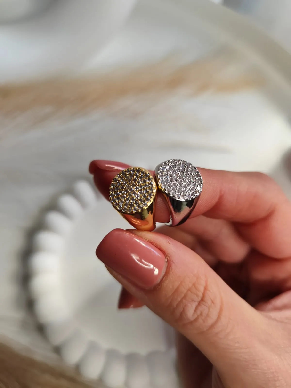 Anello Chevalier Tondo