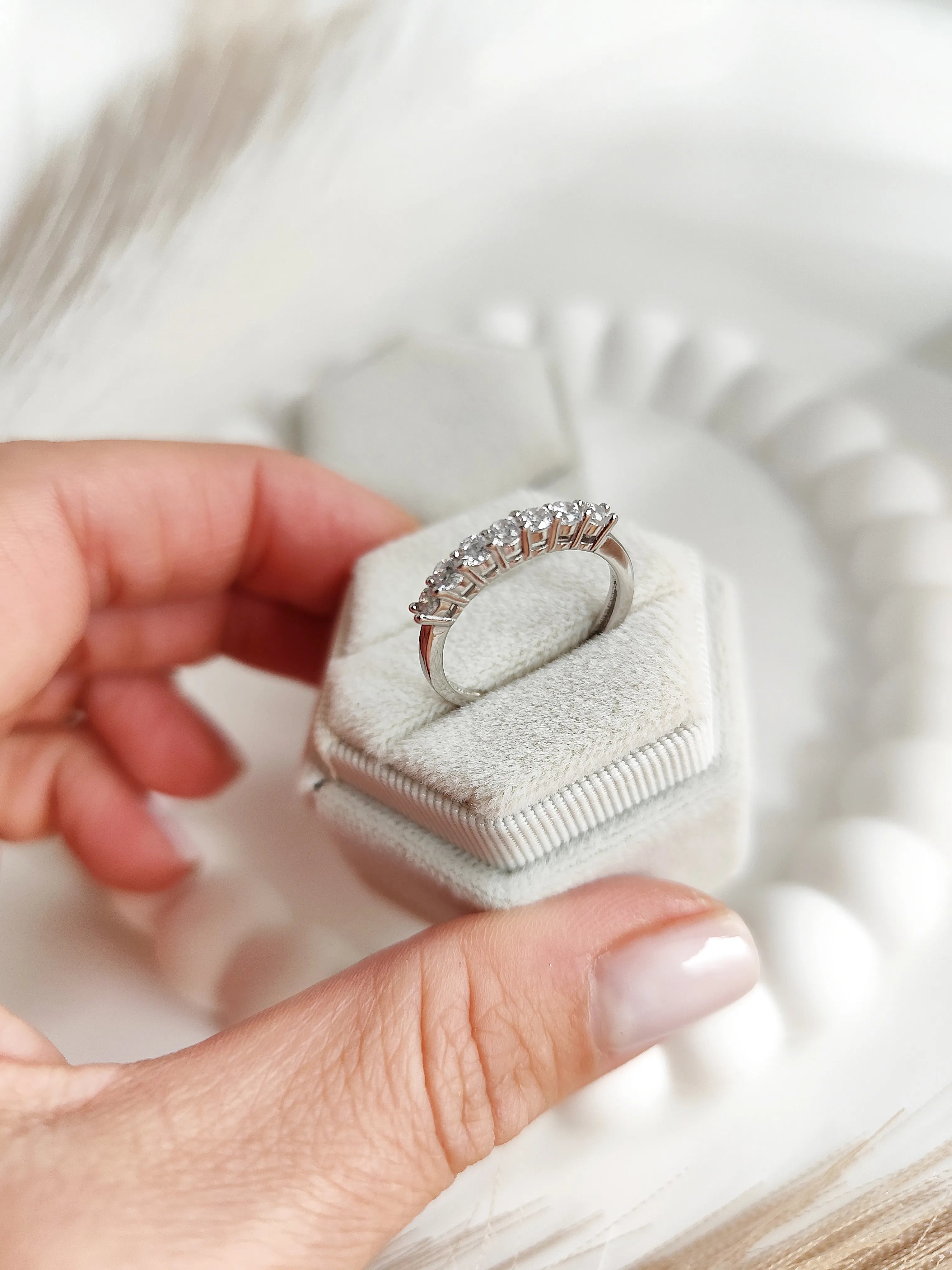 Anello Mezza Veretta
