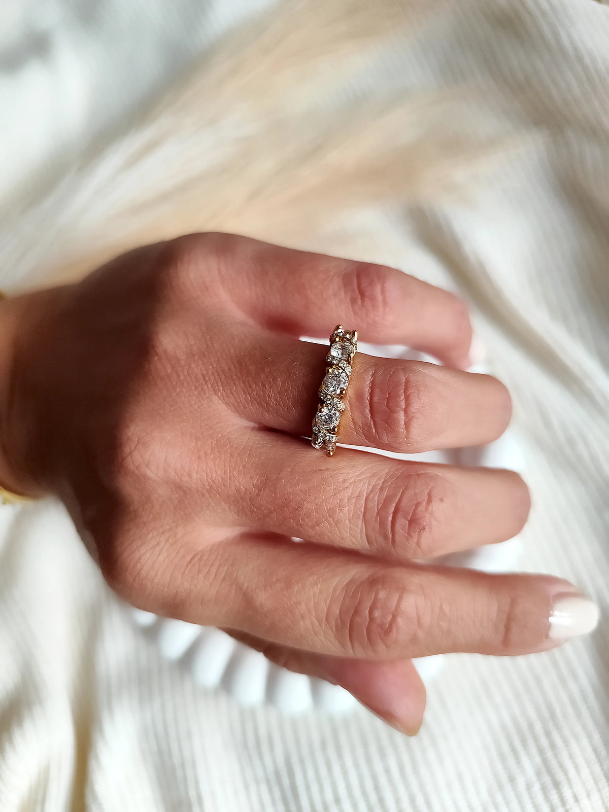 Anello Queen